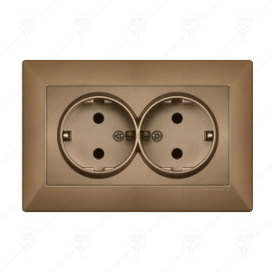 TWIN EARTHED SOCKET GOLD ANURA TWIN EARTHED SOCKET GOLD ANURA