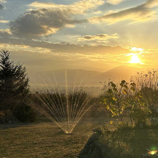 WATERING SYSTEMS AND EQUIPMENT
