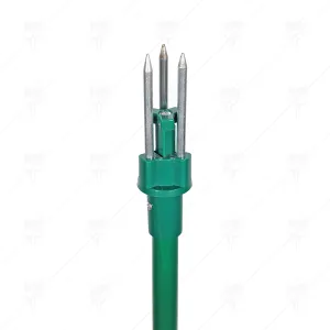 DEVICE FOR REMOVING WEEDS