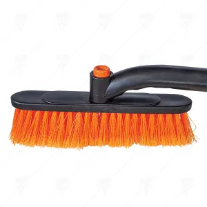 SCRAPER WITH BREAKABLE BRUSH