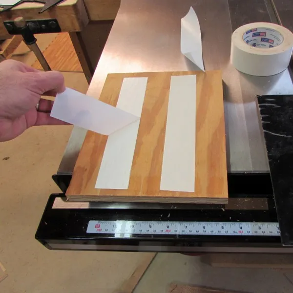 ДВОЙНОЛЕПЯЩИ ЛЕНТИ