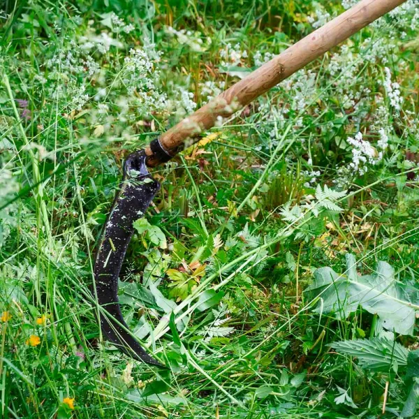 SCYTHES AND SHARPENING STONES