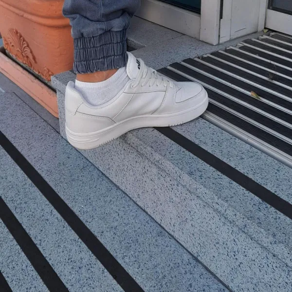 ПРОТИВОХЛЪЗГАЩИ ЛЕНТИ